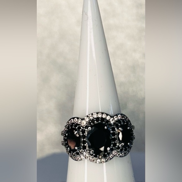 Source Unknown Jewelry - Black Onyx Lab Created with Pave Cubic Zirconia Ring on Hematite Plating Size 5